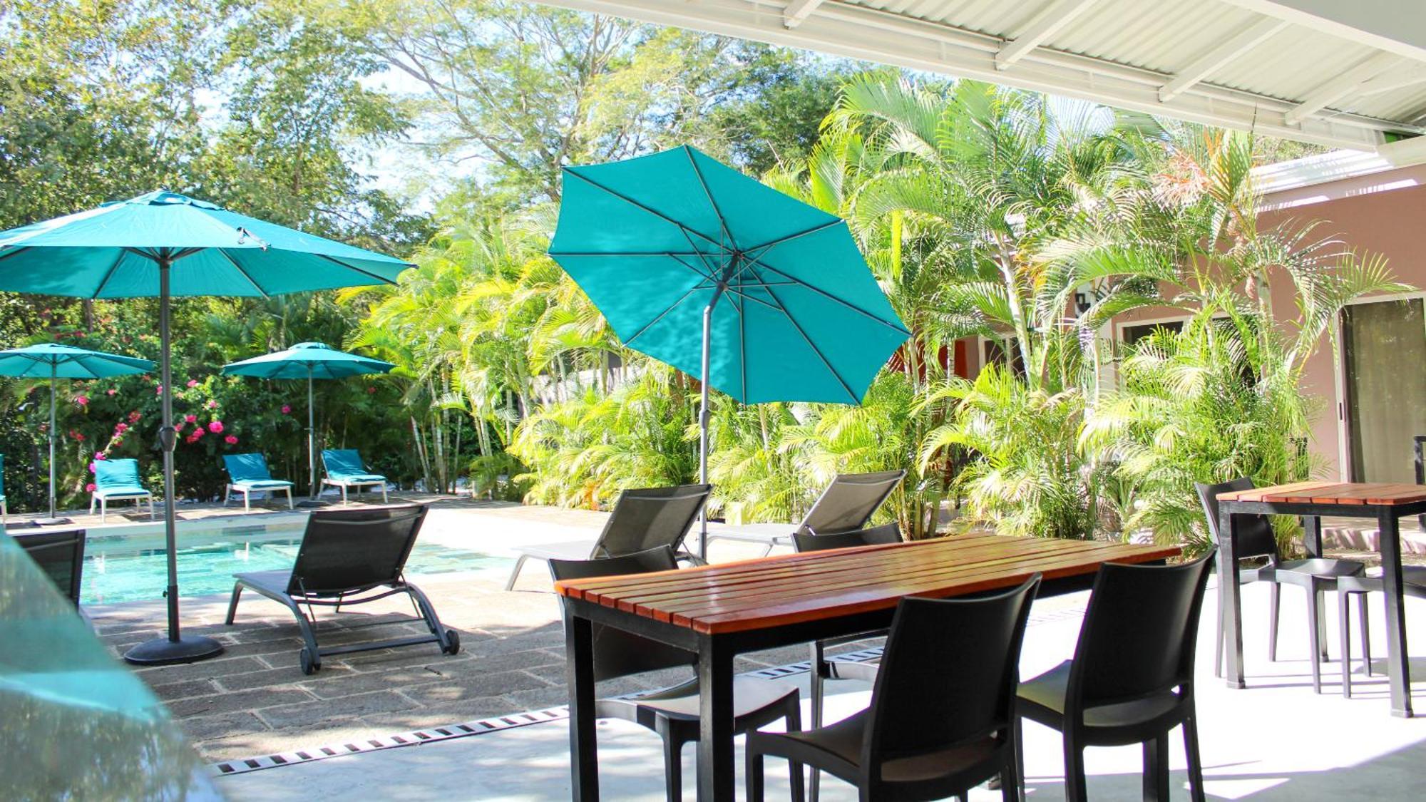 Tee-K Lodge Tamarindo Exterior photo